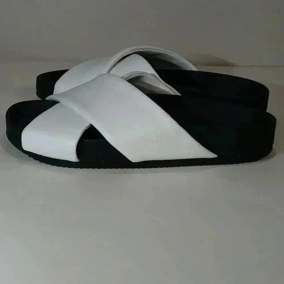 Caslon vivi slide - Picture 3 of 7